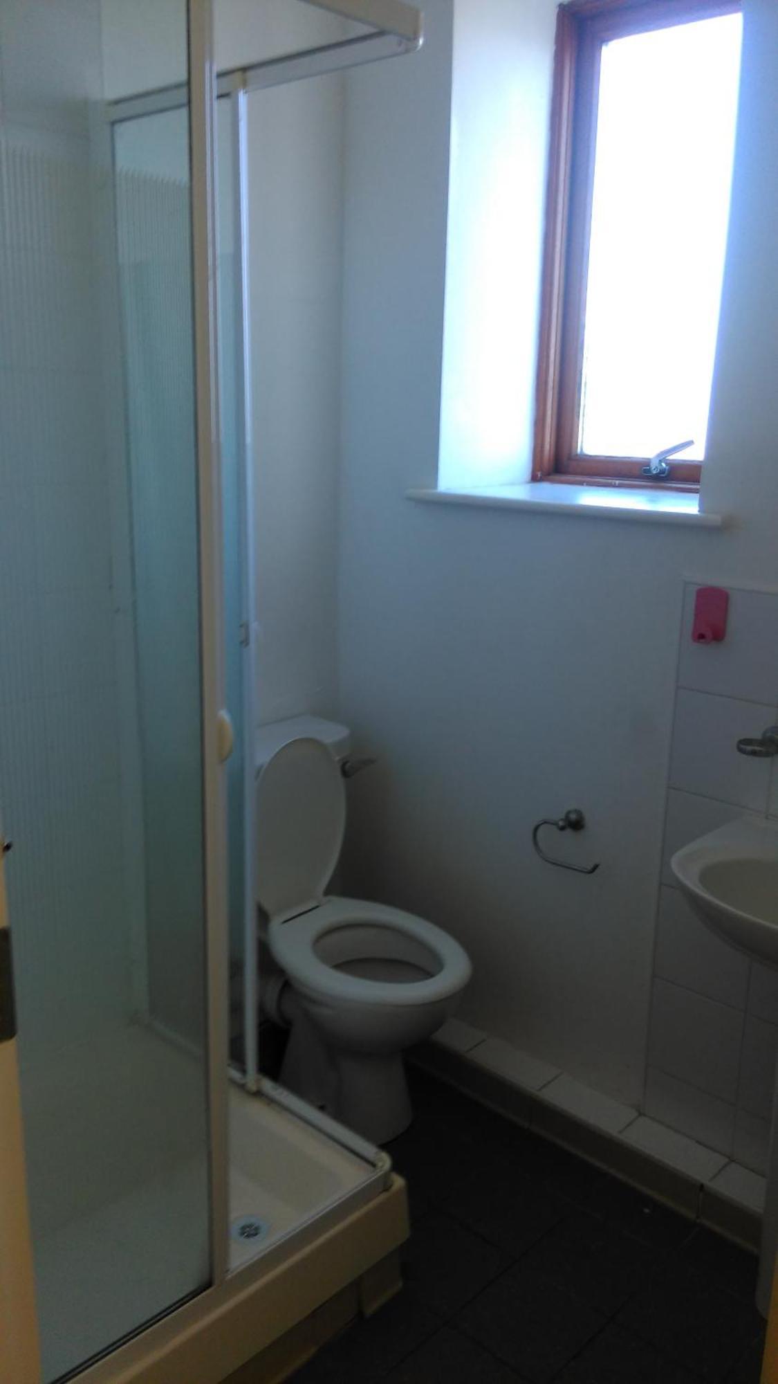 2 Bedroom, 2 Bathroom Apartamento *